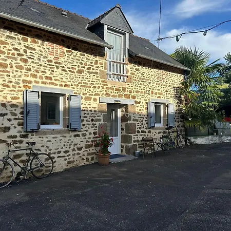 Beautiful 2-bed Lakeside In 摩洛哥传统庭院住宅