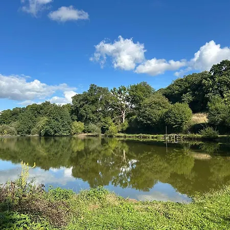 Riád Beautiful 2-bed Lakeside In