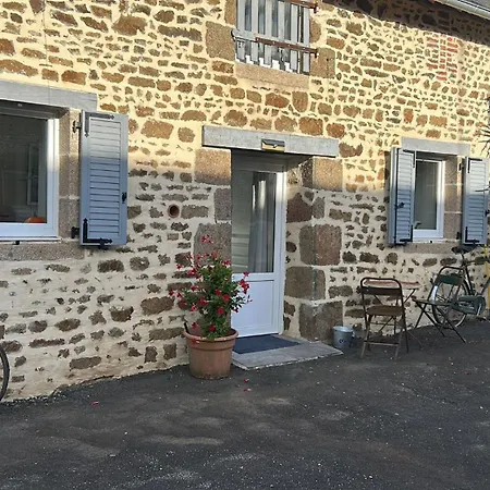 Beautiful 2-bed Lakeside In 摩洛哥传统庭院住宅 Montenay