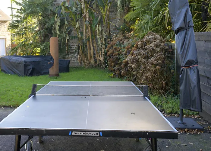 Beautiful 2-bed Lakeside In